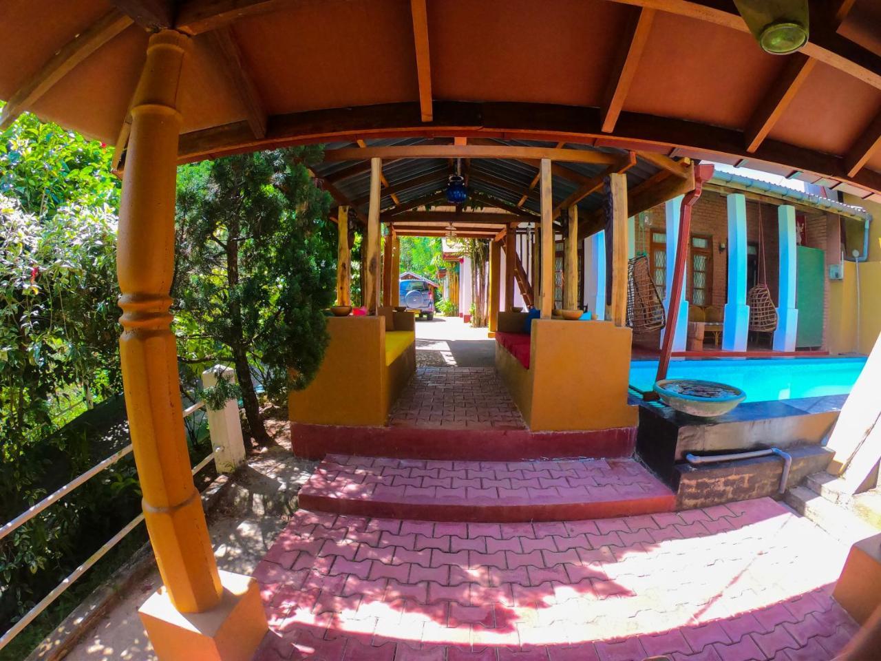 Plantation Retreat Hotel Pathadumbara Exterior photo